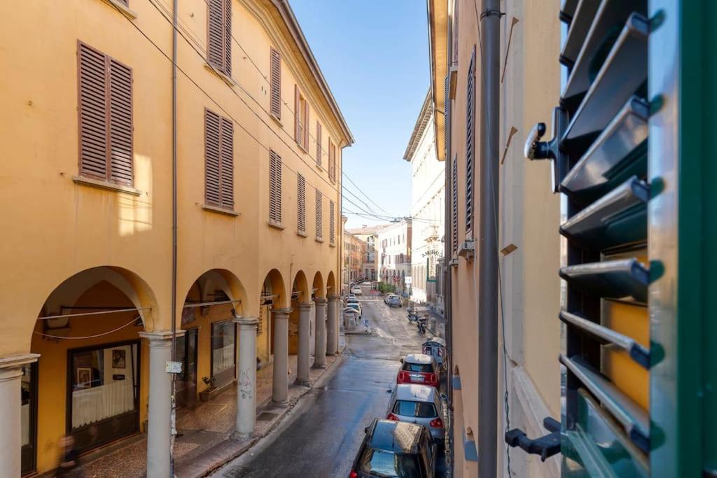 Fine Arts Apartment - Tv 40' Hd Netflix Prime Dazn Bologna Exterior foto